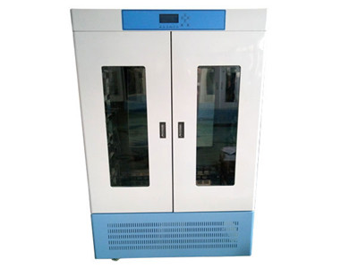 新疆生化培养箱